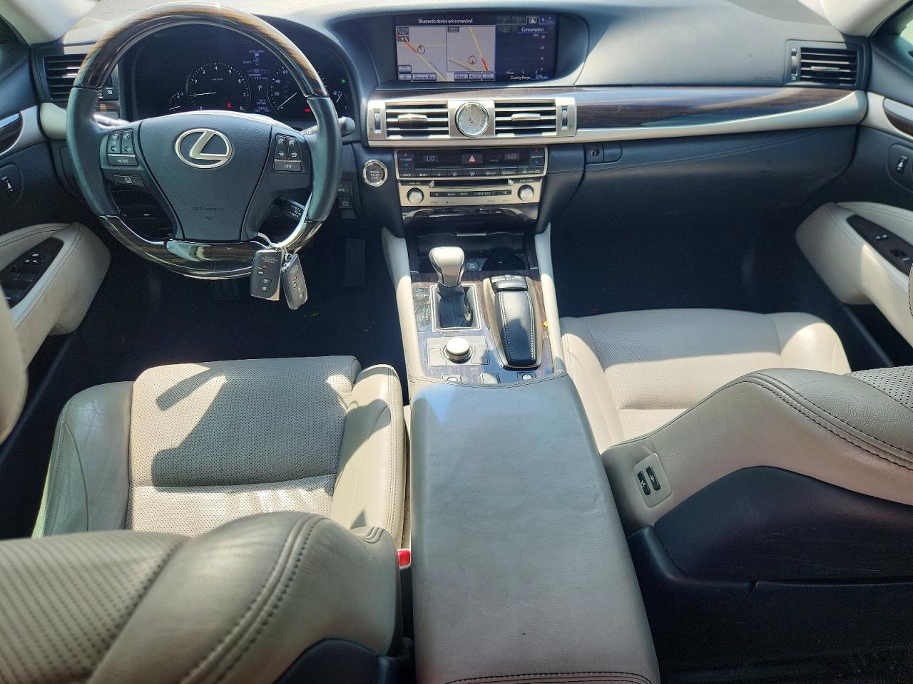 Lexus LS 460