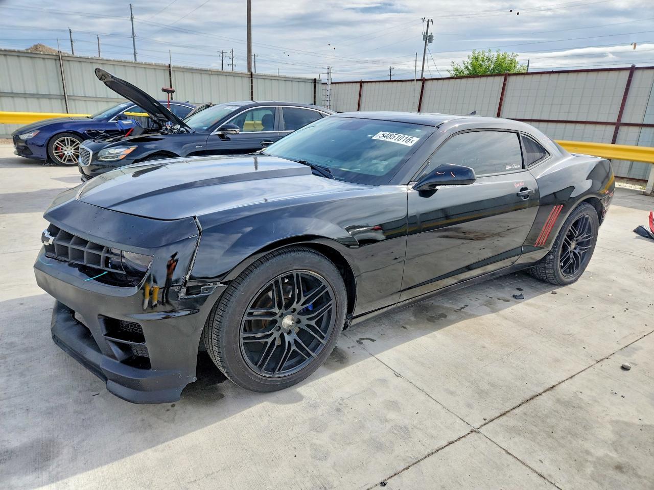 Salvage Chevrolet Camaro Image