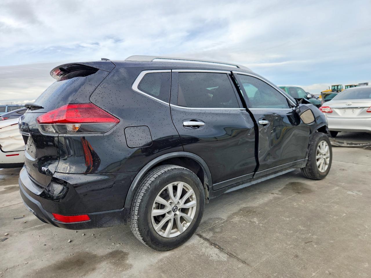 Nissan Rogue Sv