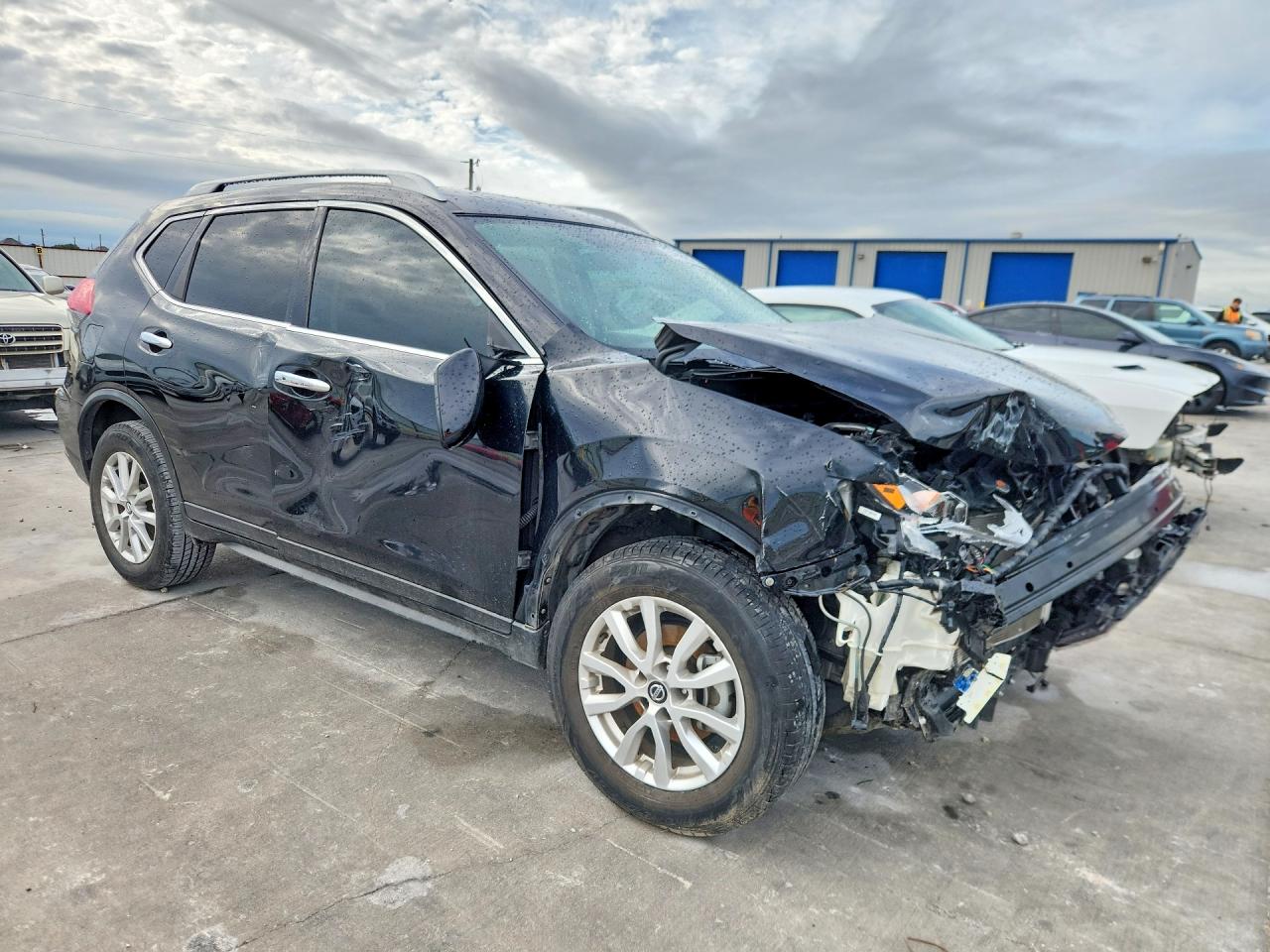 Nissan Rogue Sv