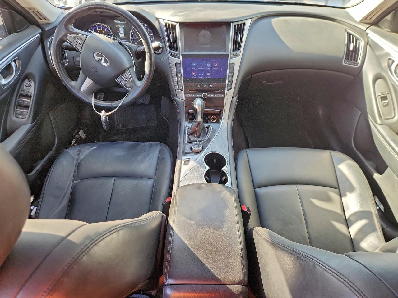 INFINITI Q50 Base