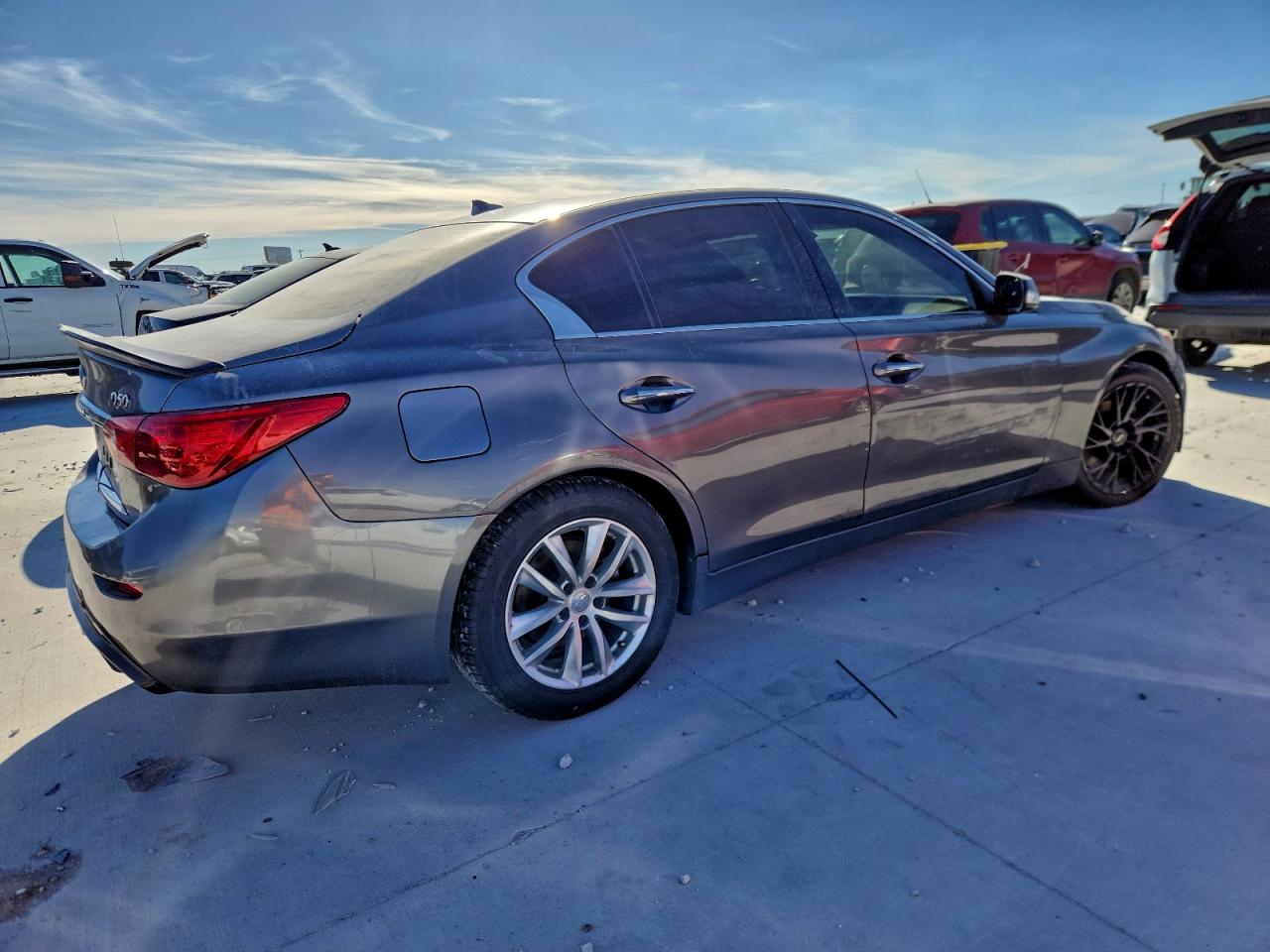 INFINITI Q50 Base