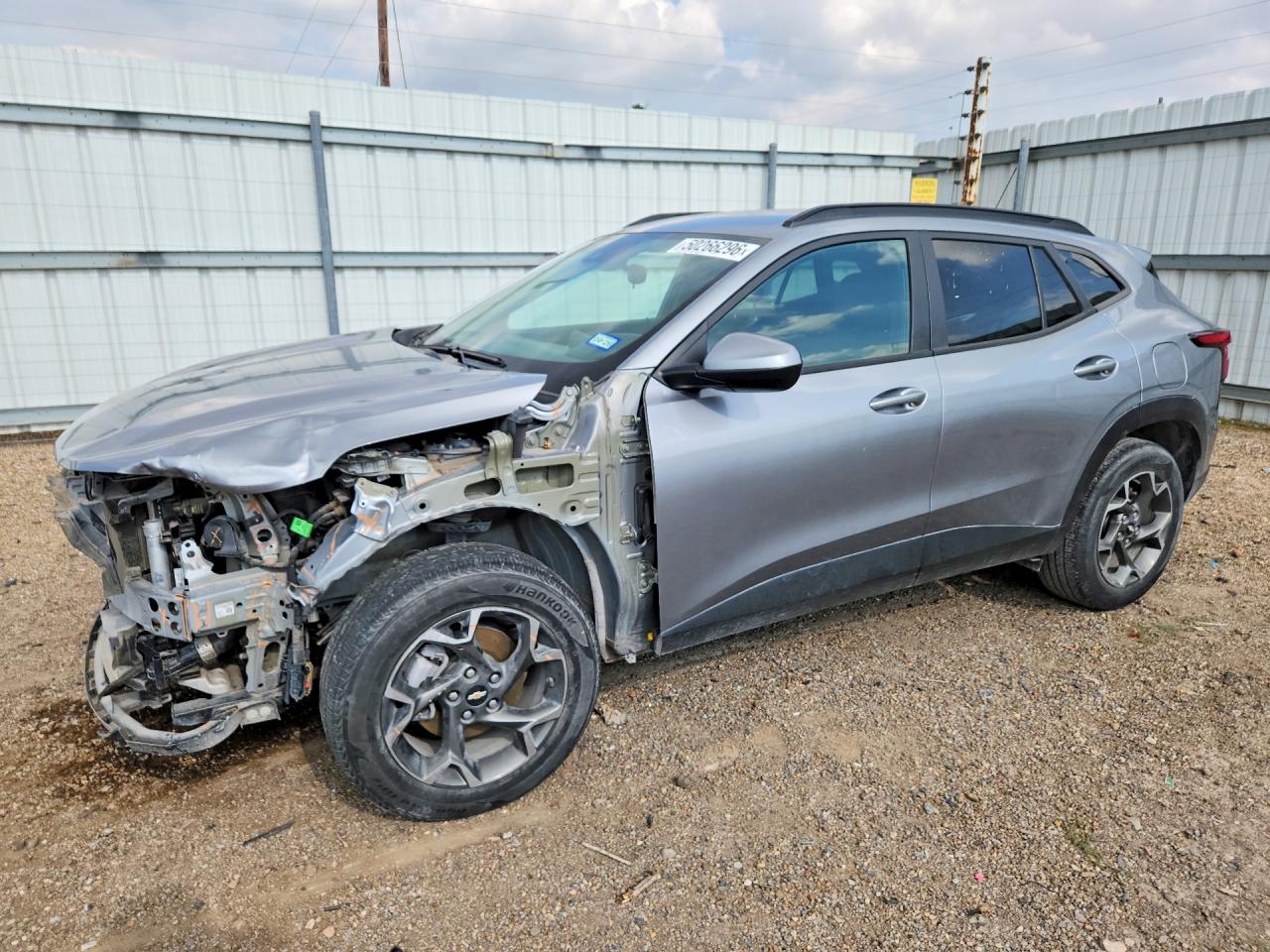 Salvage Chevrolet Trax Image