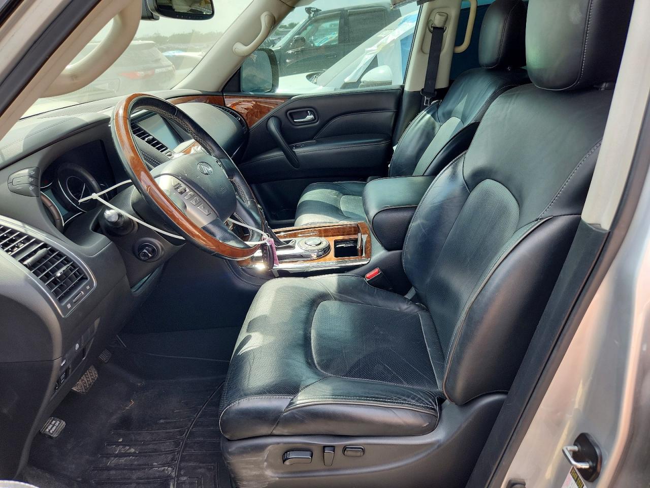 INFINITI Qx Base
