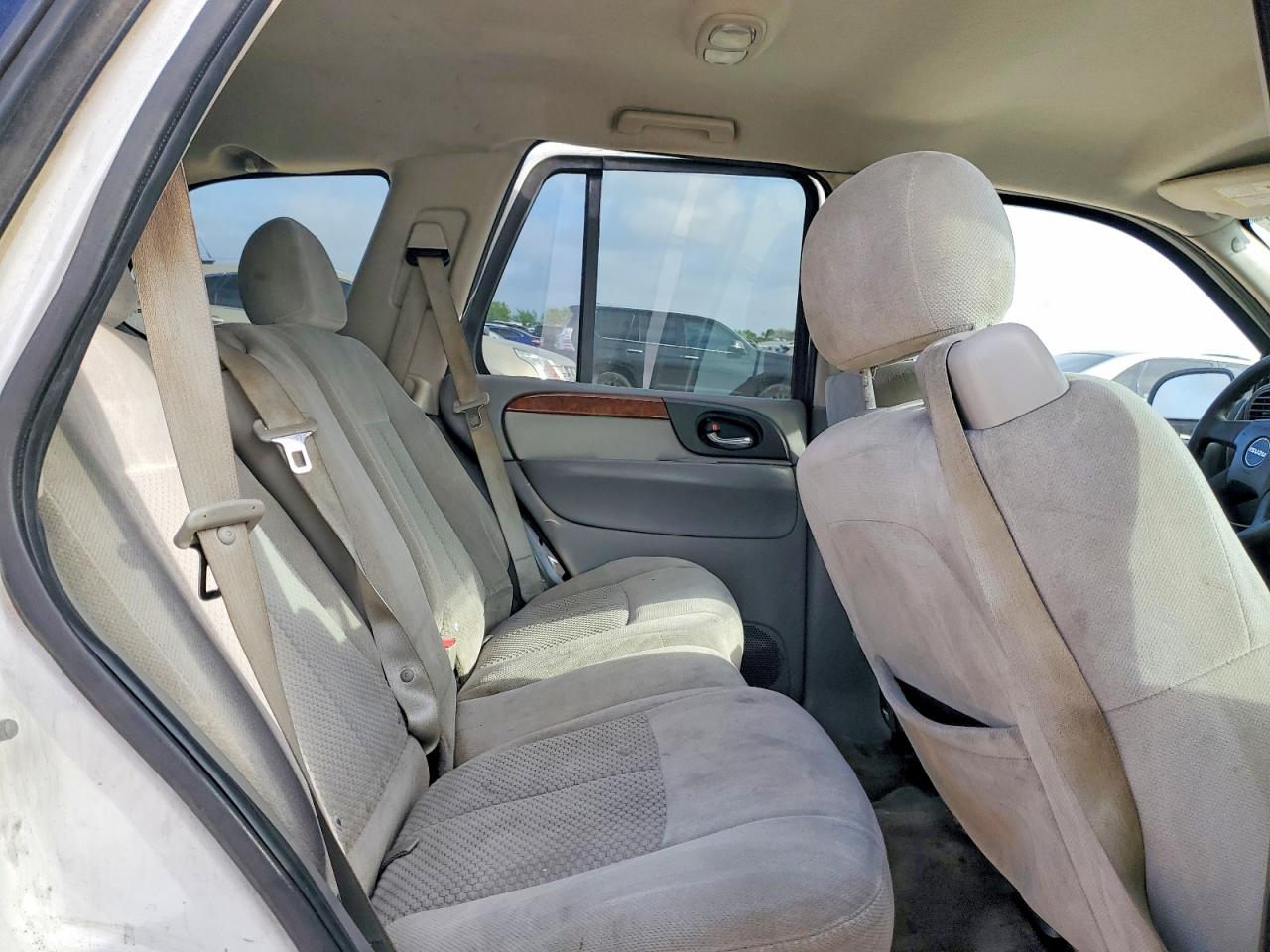 Isuzu Ascender S