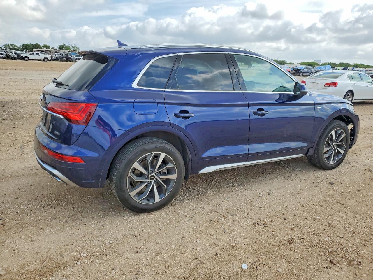Audi Q5 Premium Plus 45