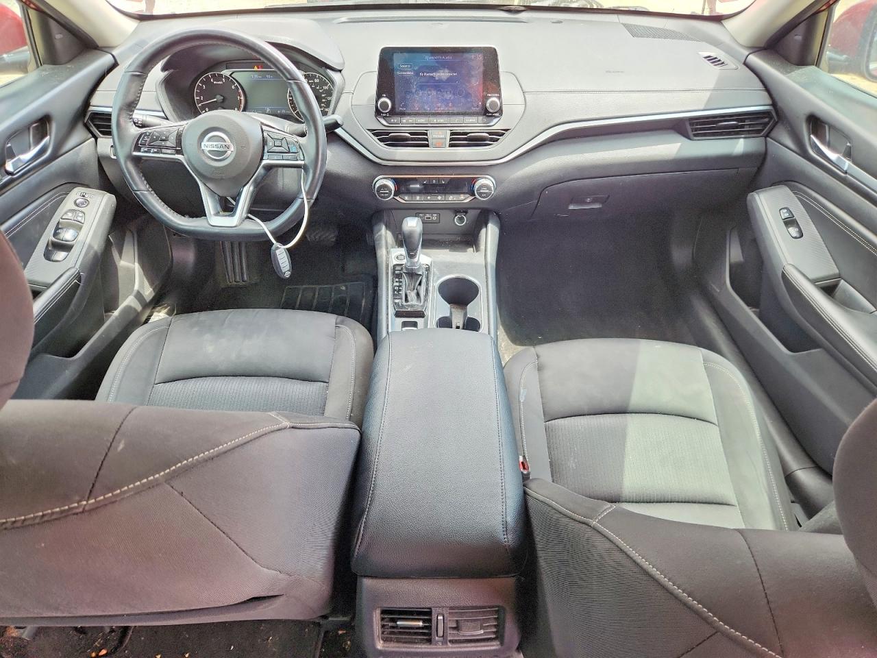 Nissan Altima Sv