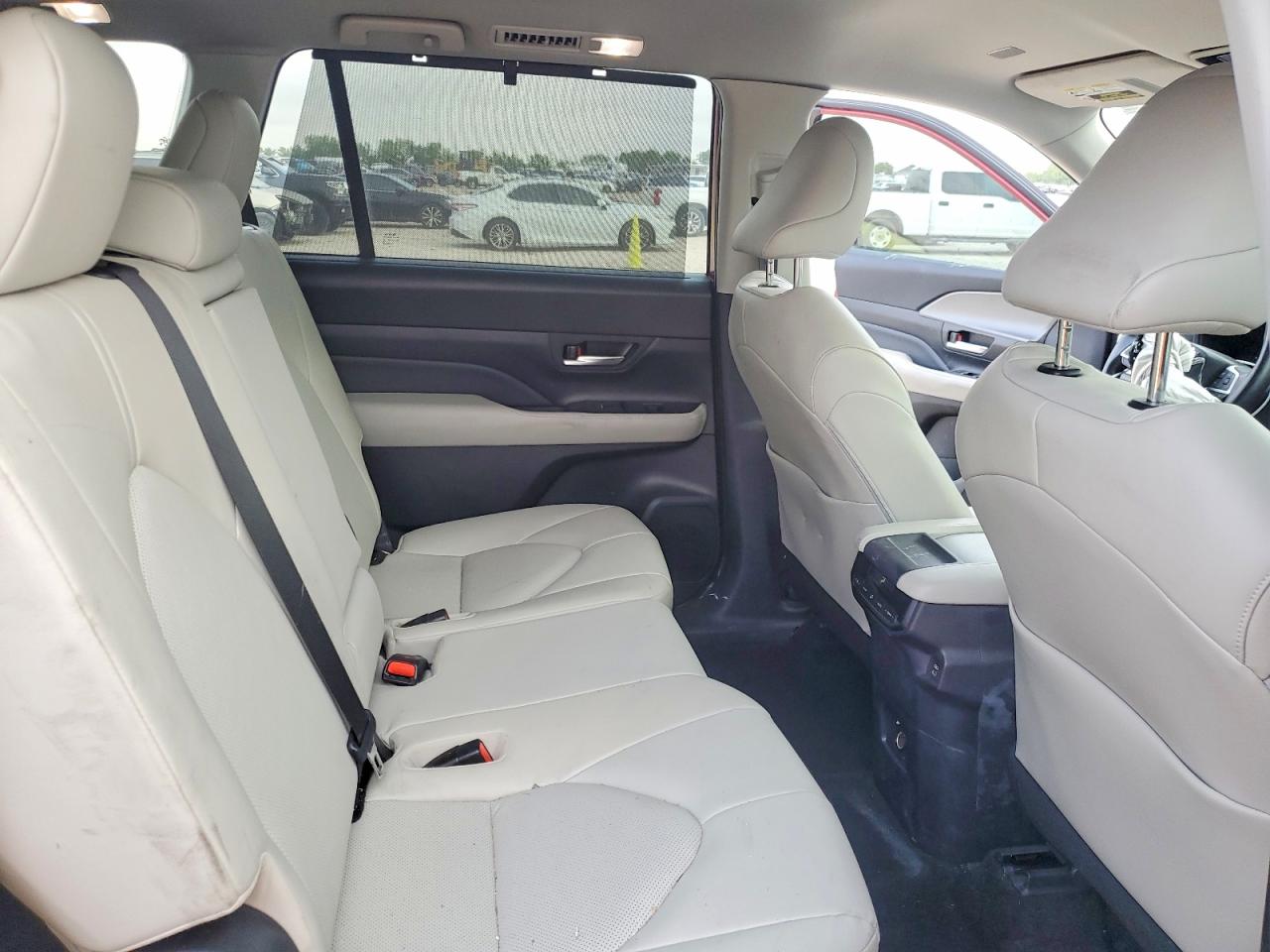 Toyota Grand Highlander Xle