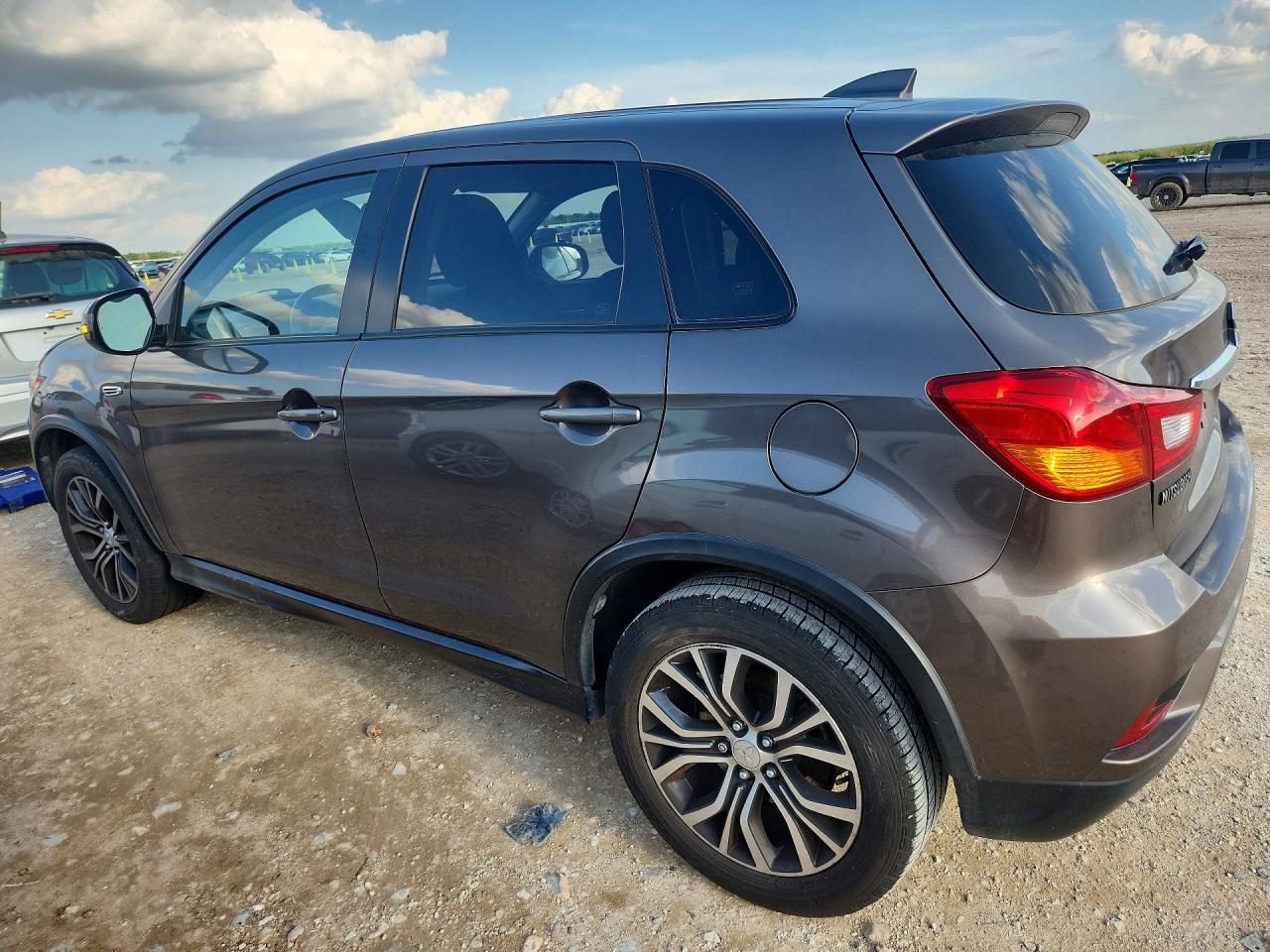 Mitsubishi Outlander Es