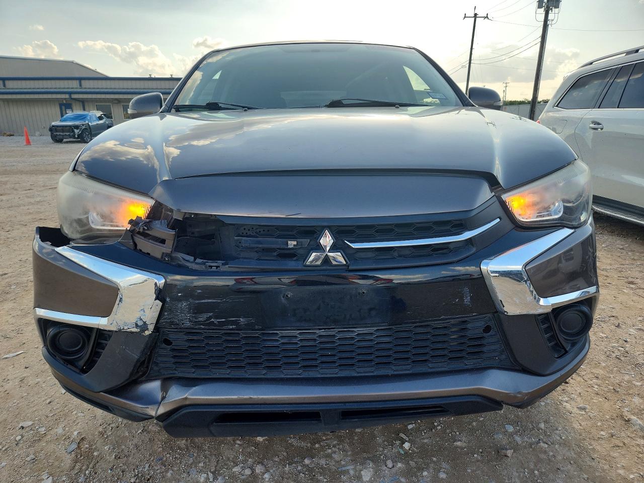 Mitsubishi Outlander Es