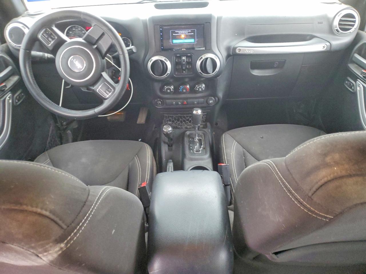 Jeep Wrangler Sahara