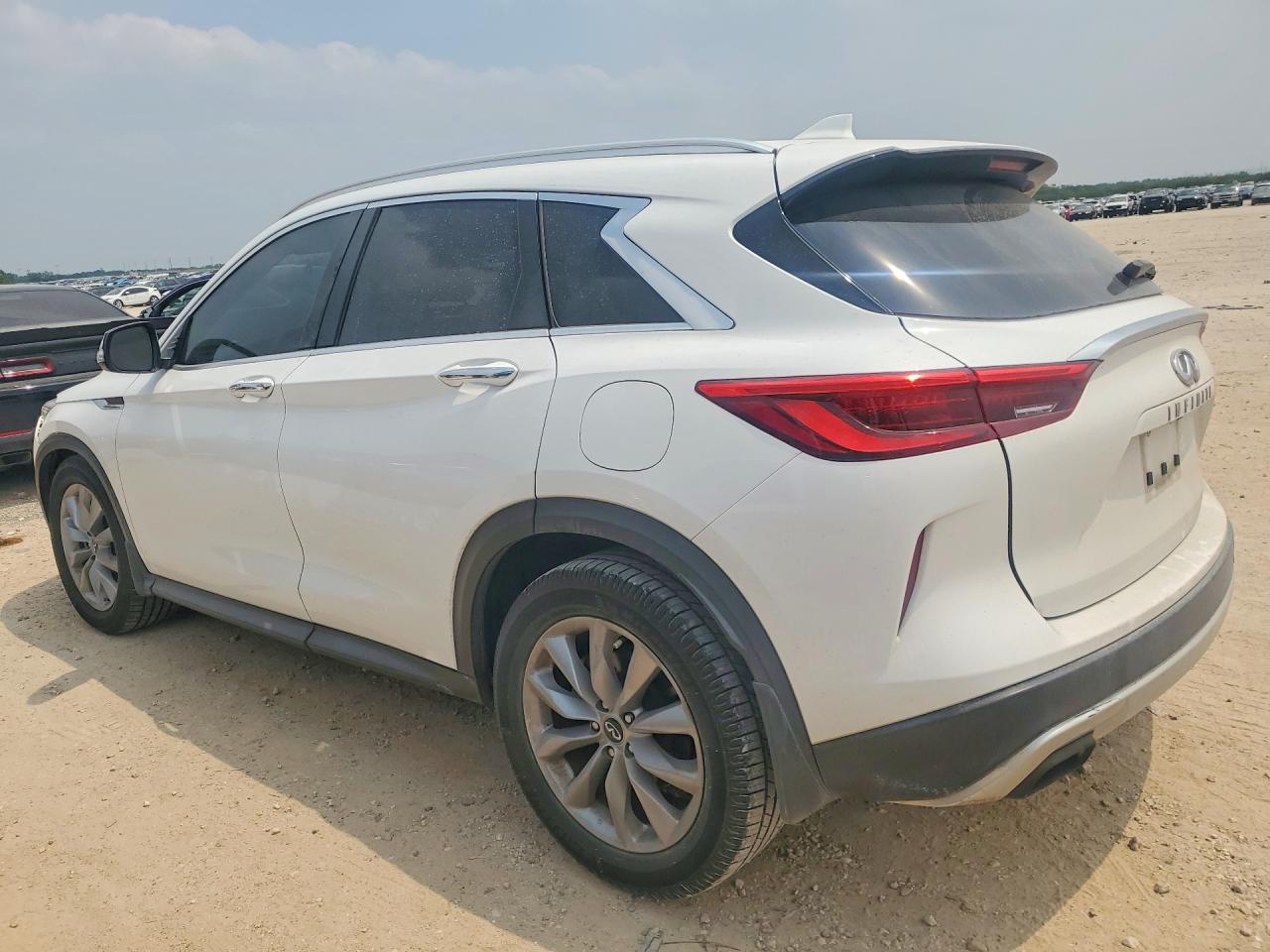 INFINITI Qx Luxe