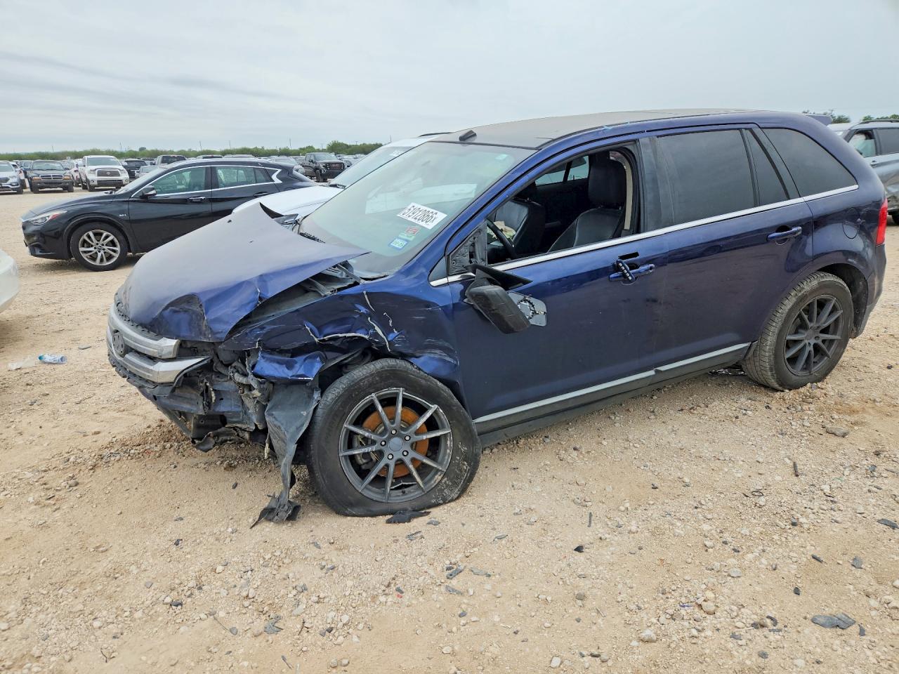 Salvage Ford Edge Image