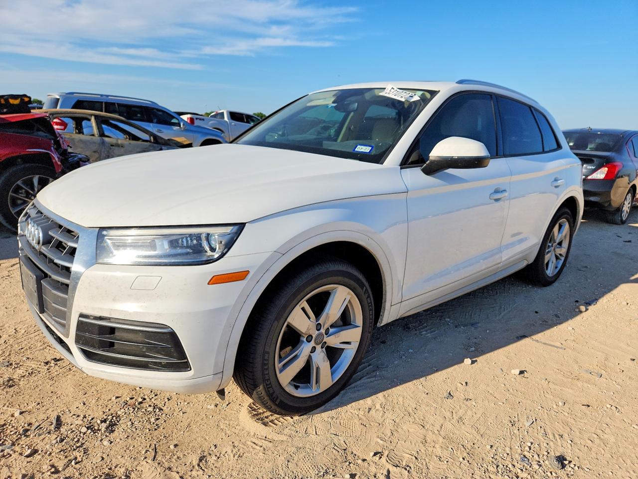 Salvage Audi Q5 Image