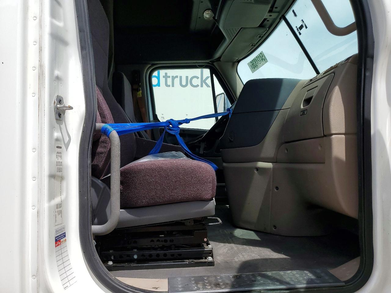 Freightliner Cascadia 113