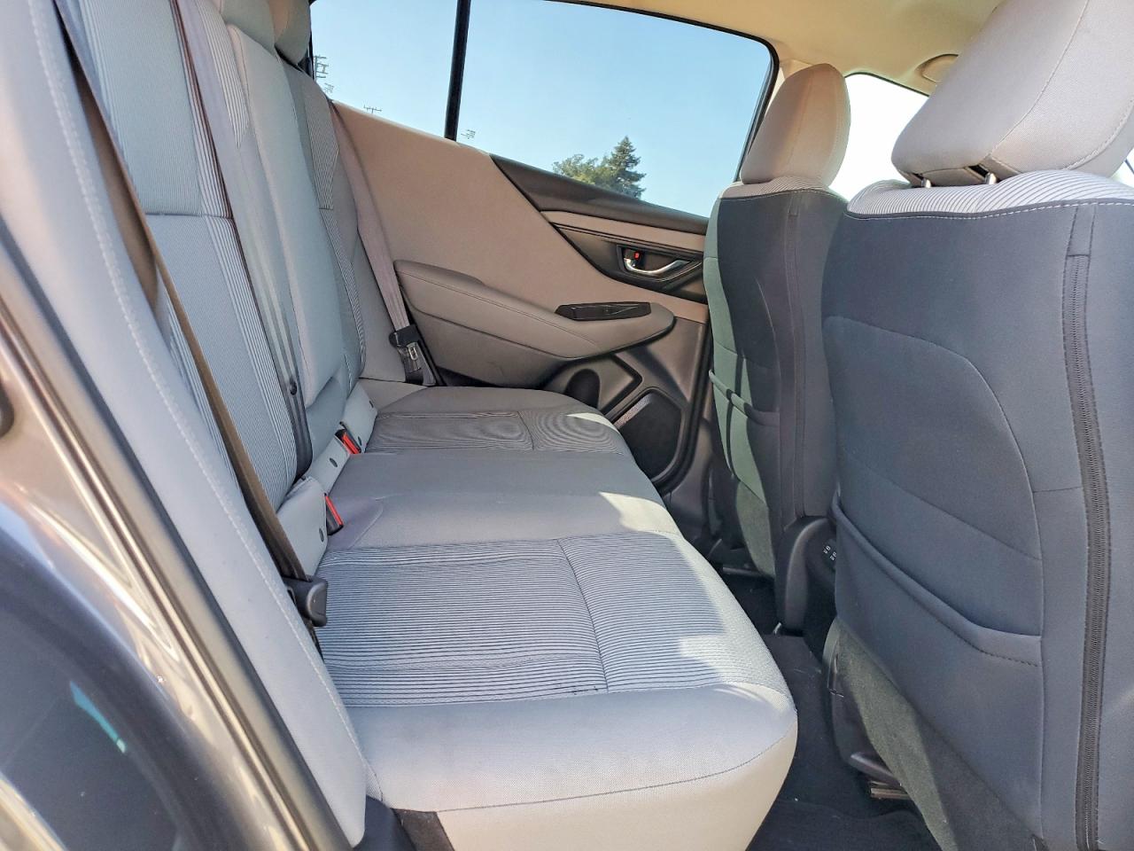 Subaru Legacy Premium