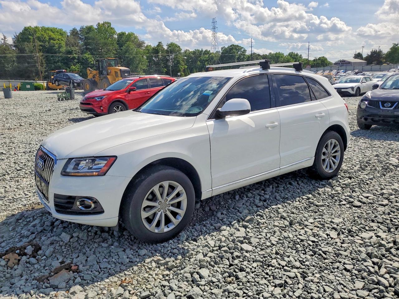 Salvage Audi Q5 Image
