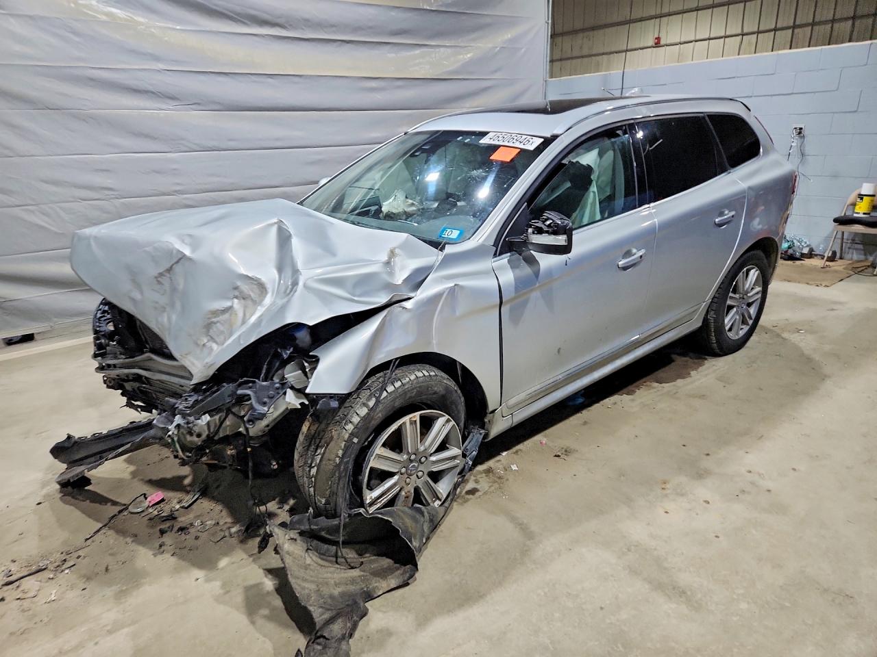 Salvage Volvo XC60 Image