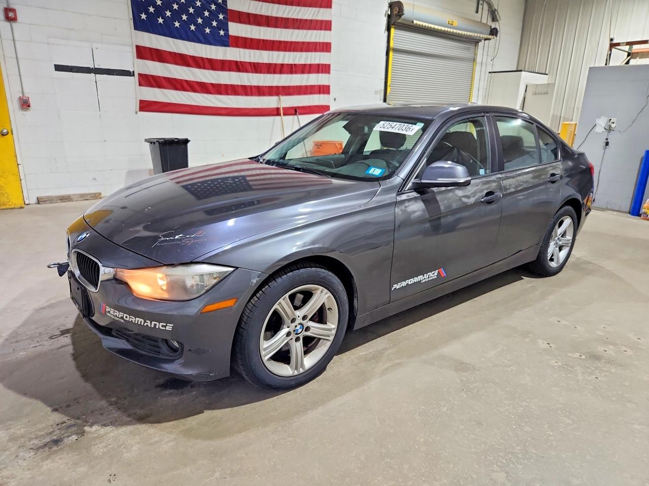 Salvage BMW 3 Series Image