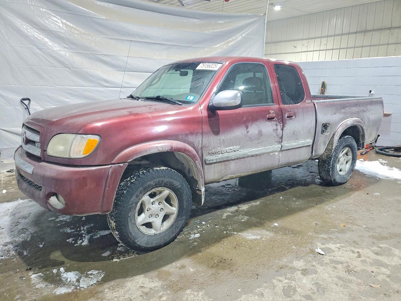 Salvage Toyota Tundra Image