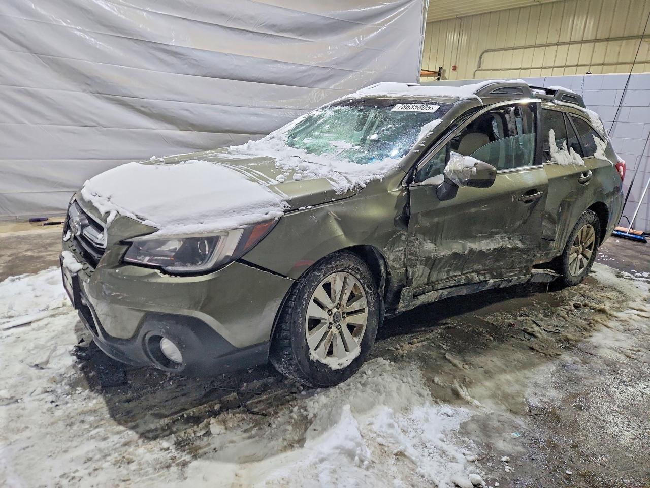 Salvage Subaru Outback Image