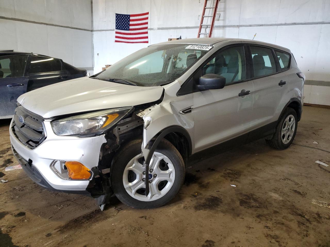 Salvage Ford Escape Image