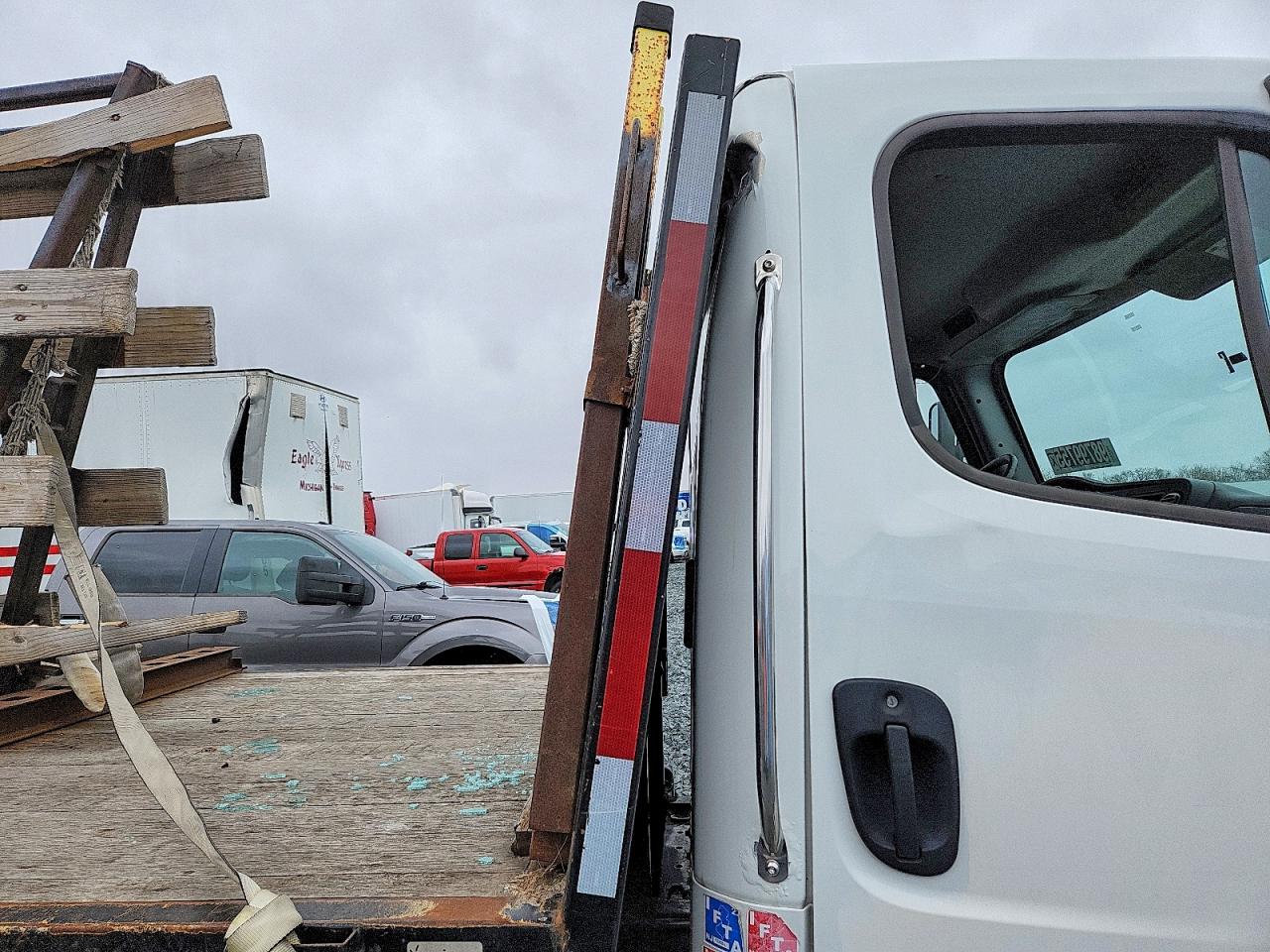 Freightliner M2 106 Medium Duty