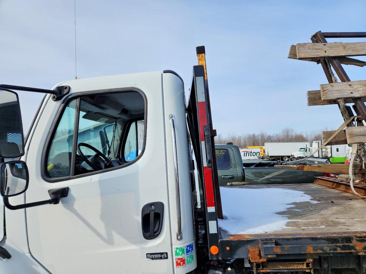 Freightliner M2 106 Medium Duty