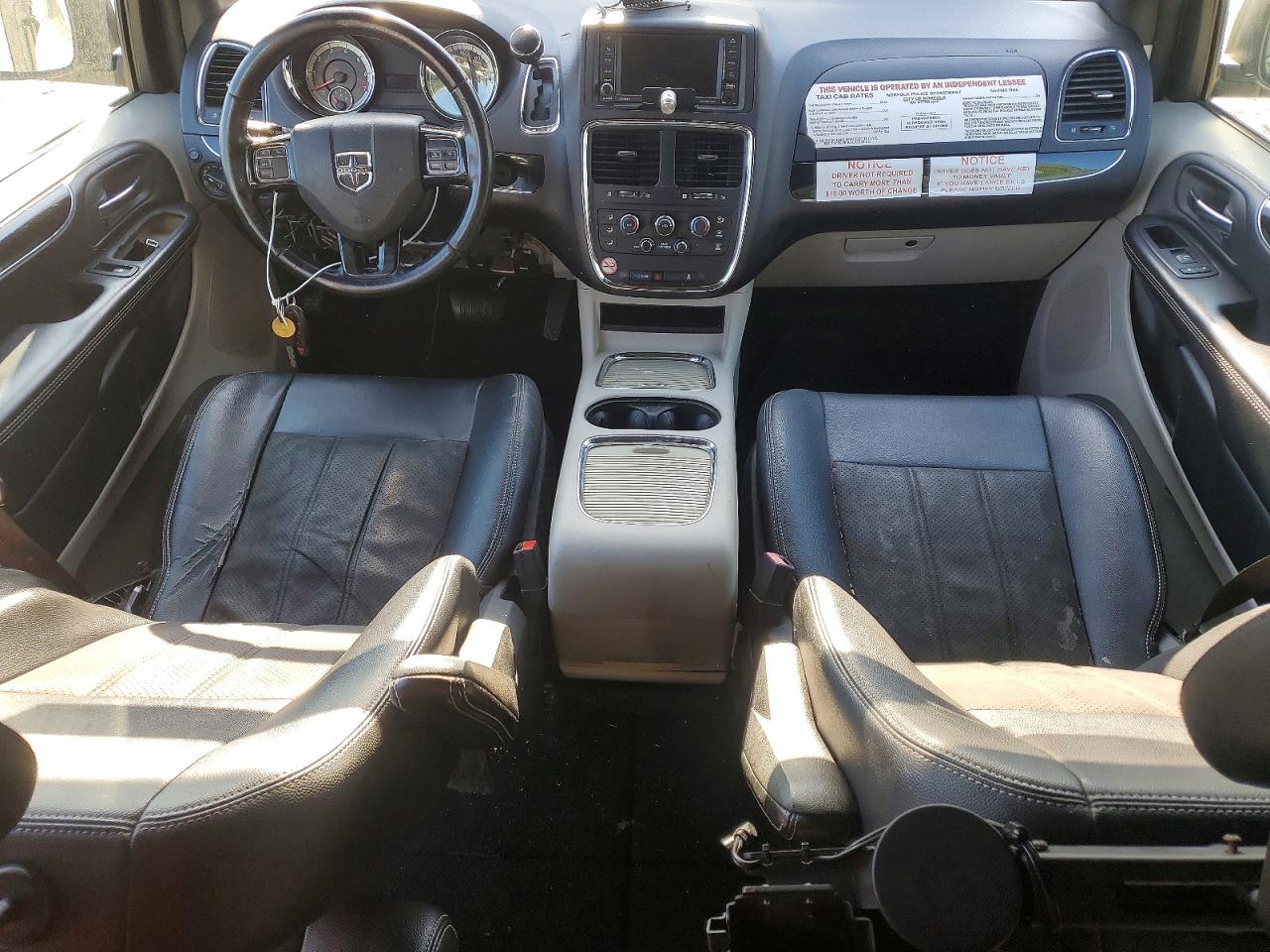 Dodge Caravan Sxt