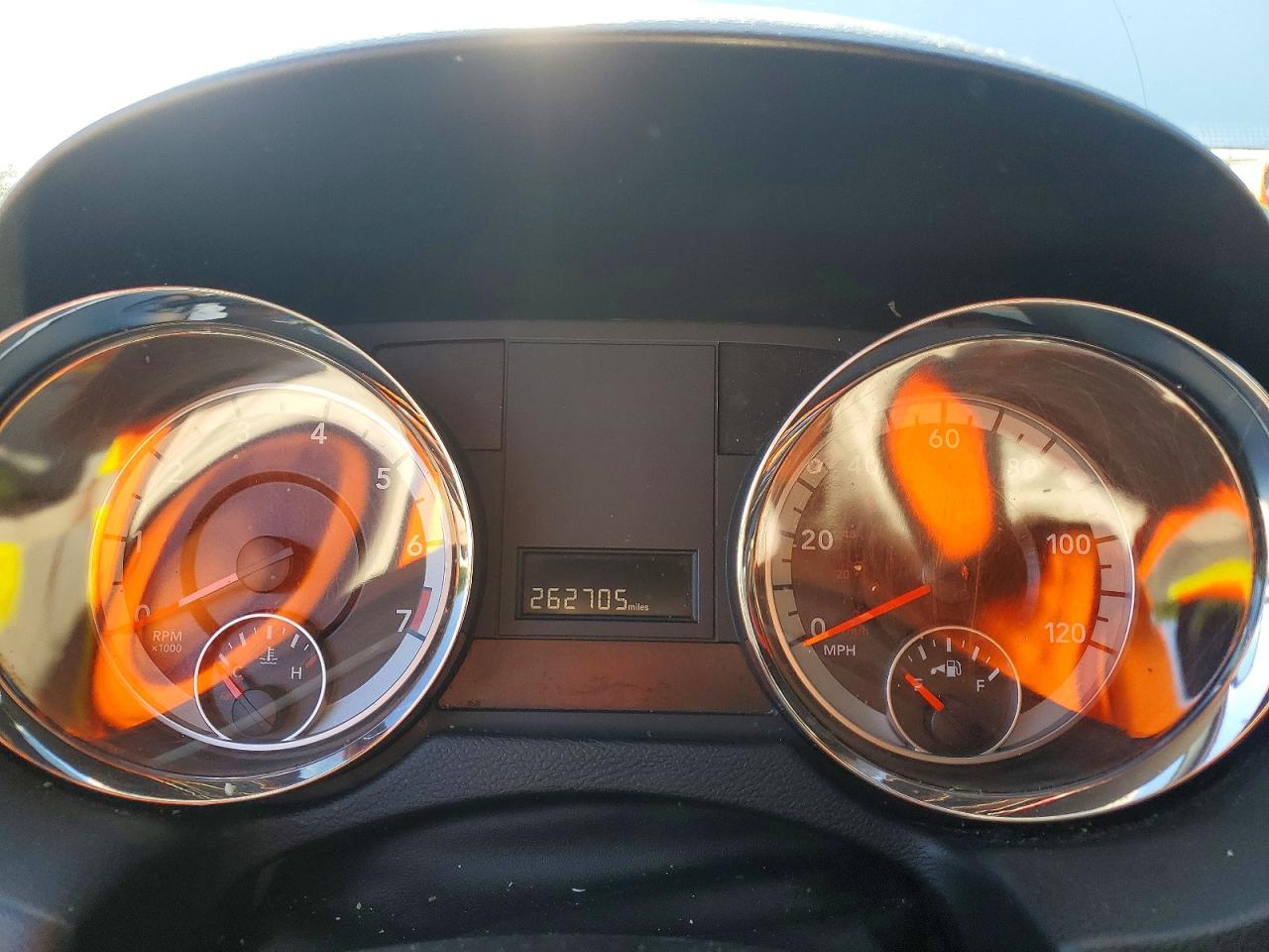 Dodge Caravan Sxt