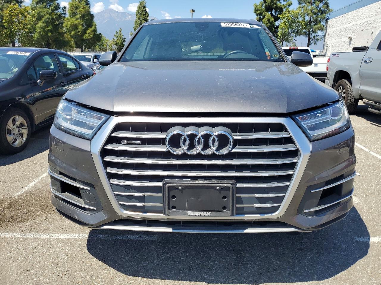 Audi Q7 Premium