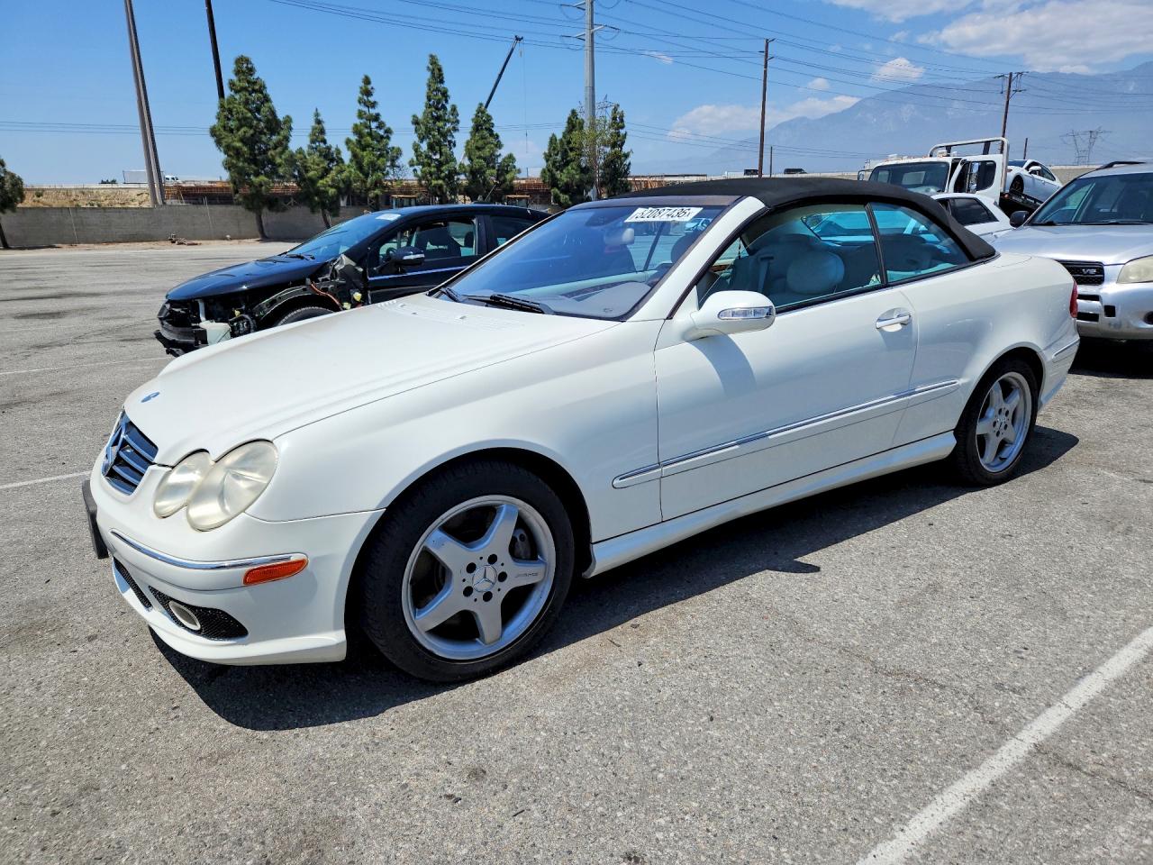 Salvage Mercedes-Benz Clk-class Image