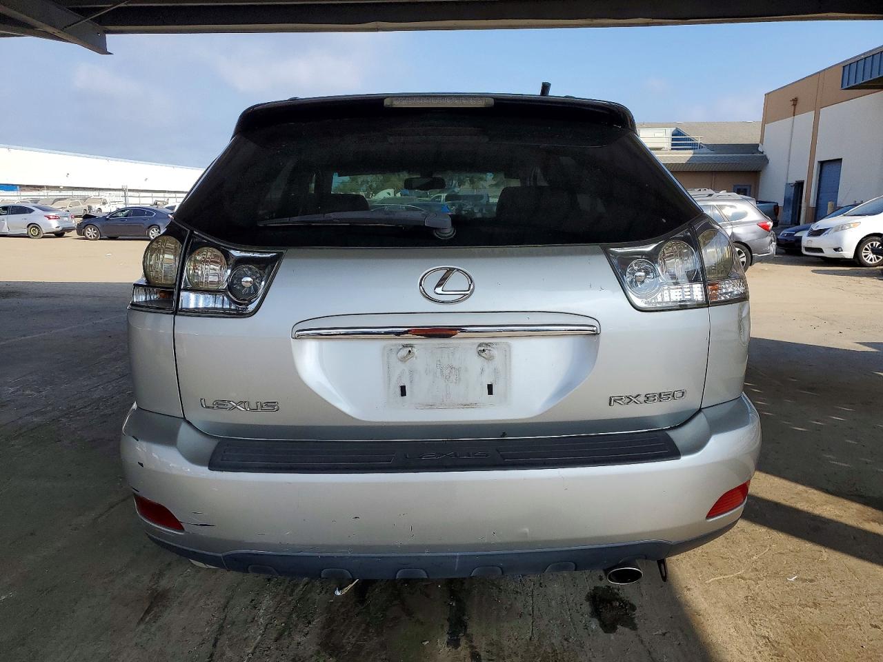Lexus RX Base