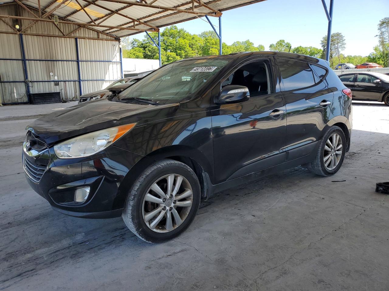 Salvage Hyundai TUCSON Image