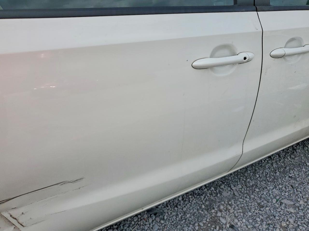 Kia Sedona Lx