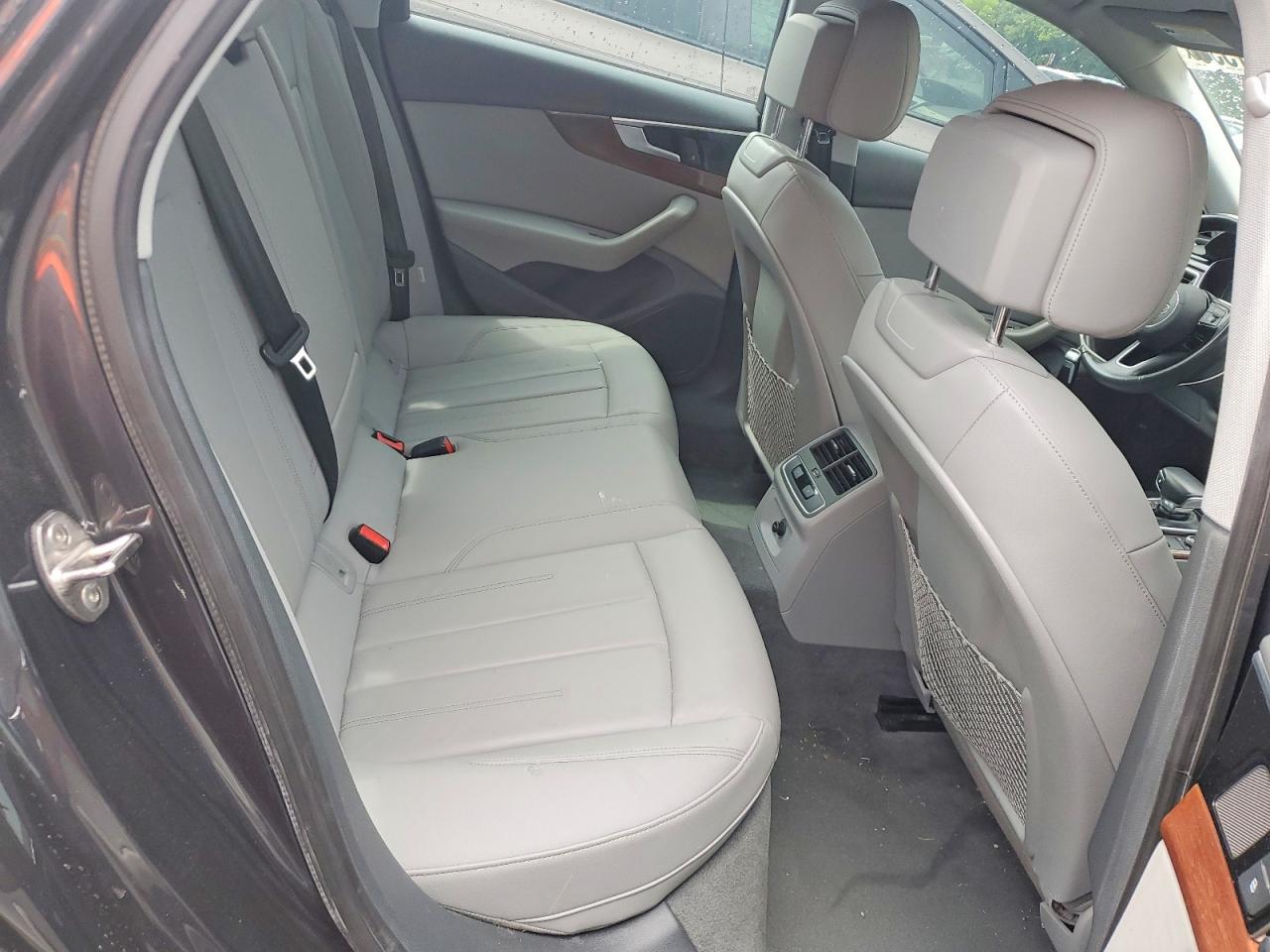 Audi A4 Premium