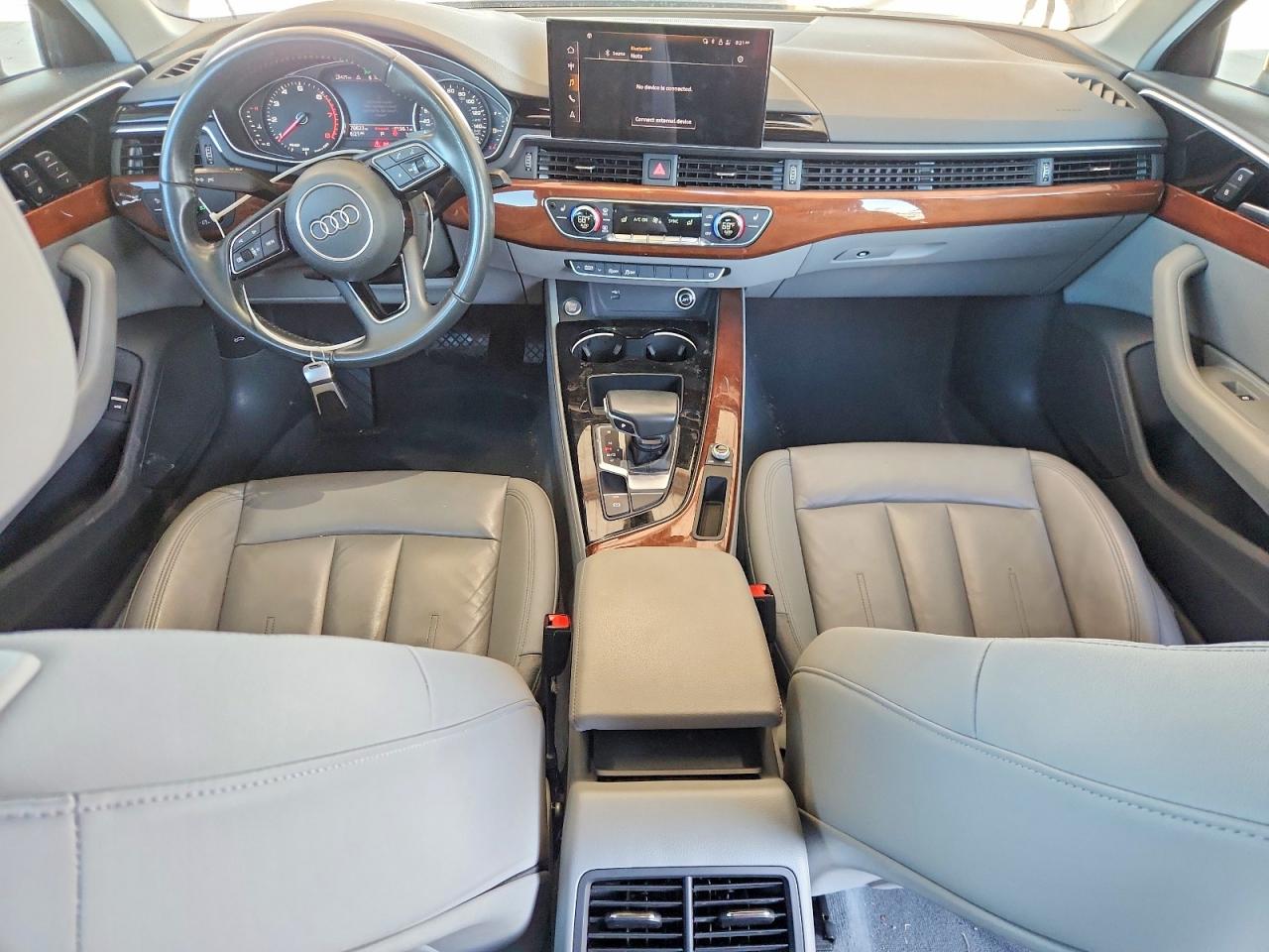 Audi A4 Premium