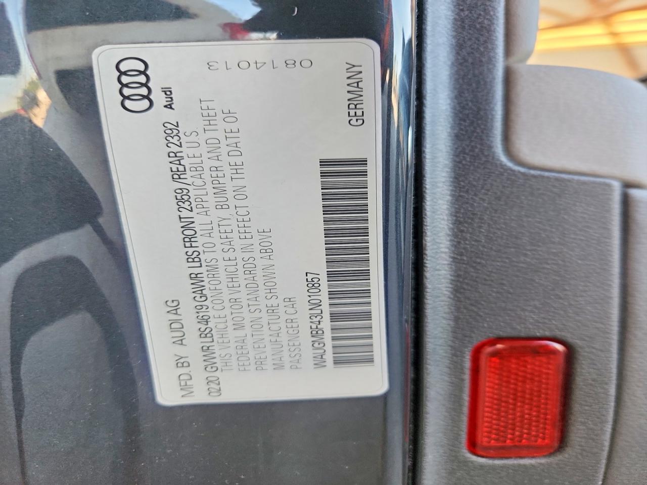 Audi A4 Premium
