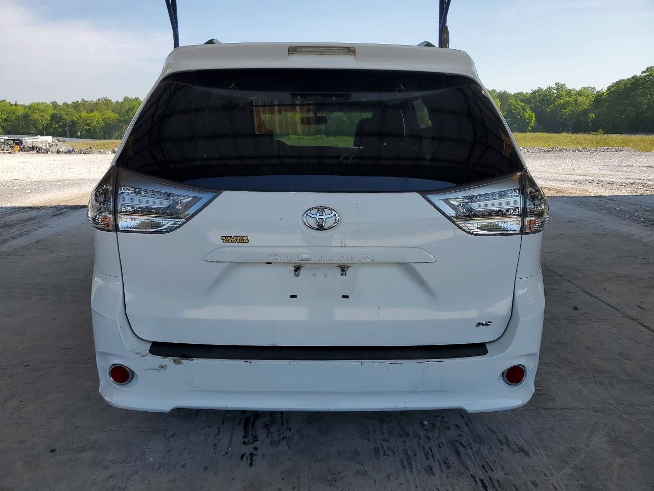 Toyota Sienna Sport
