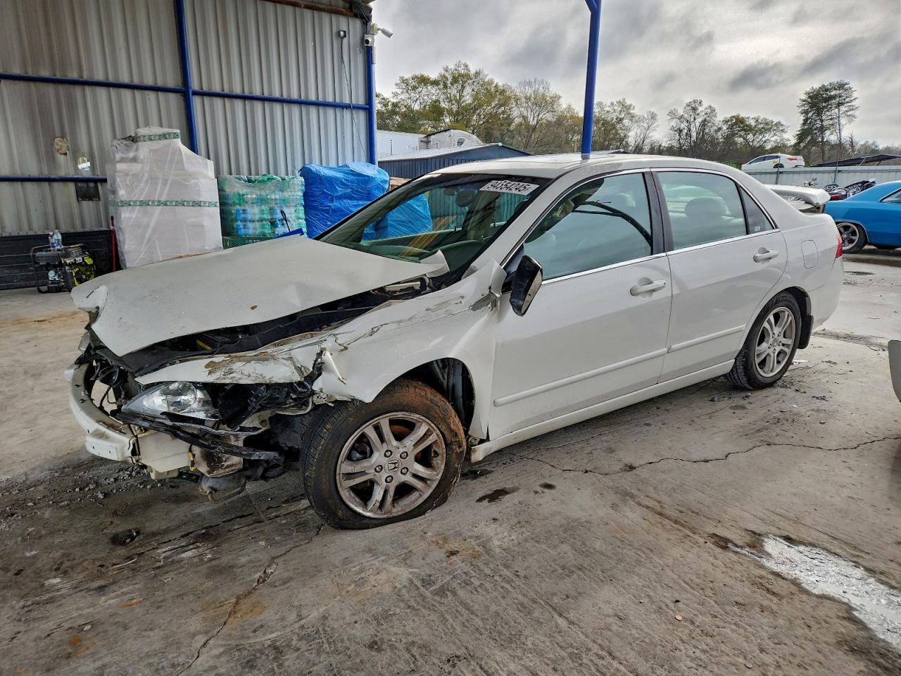 Salvage Honda Accord Image