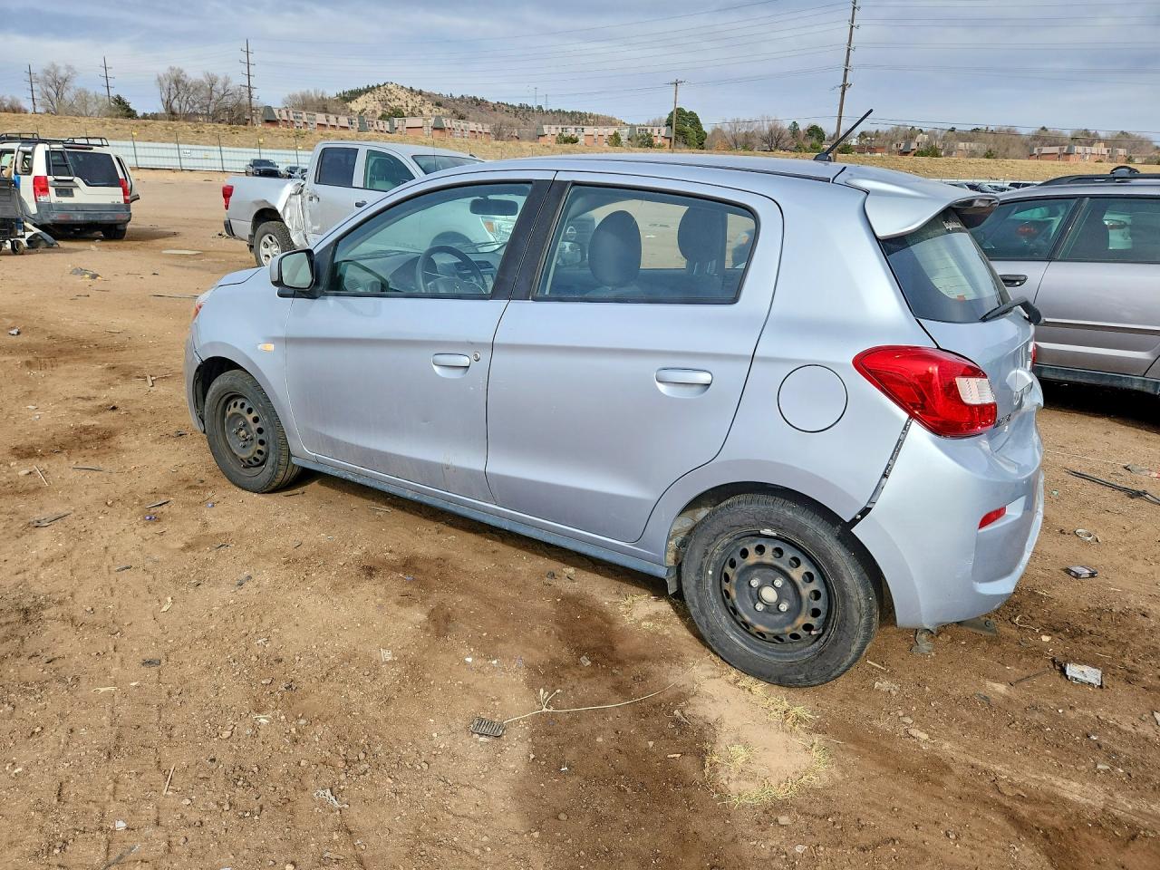Mitsubishi Mirage Es
