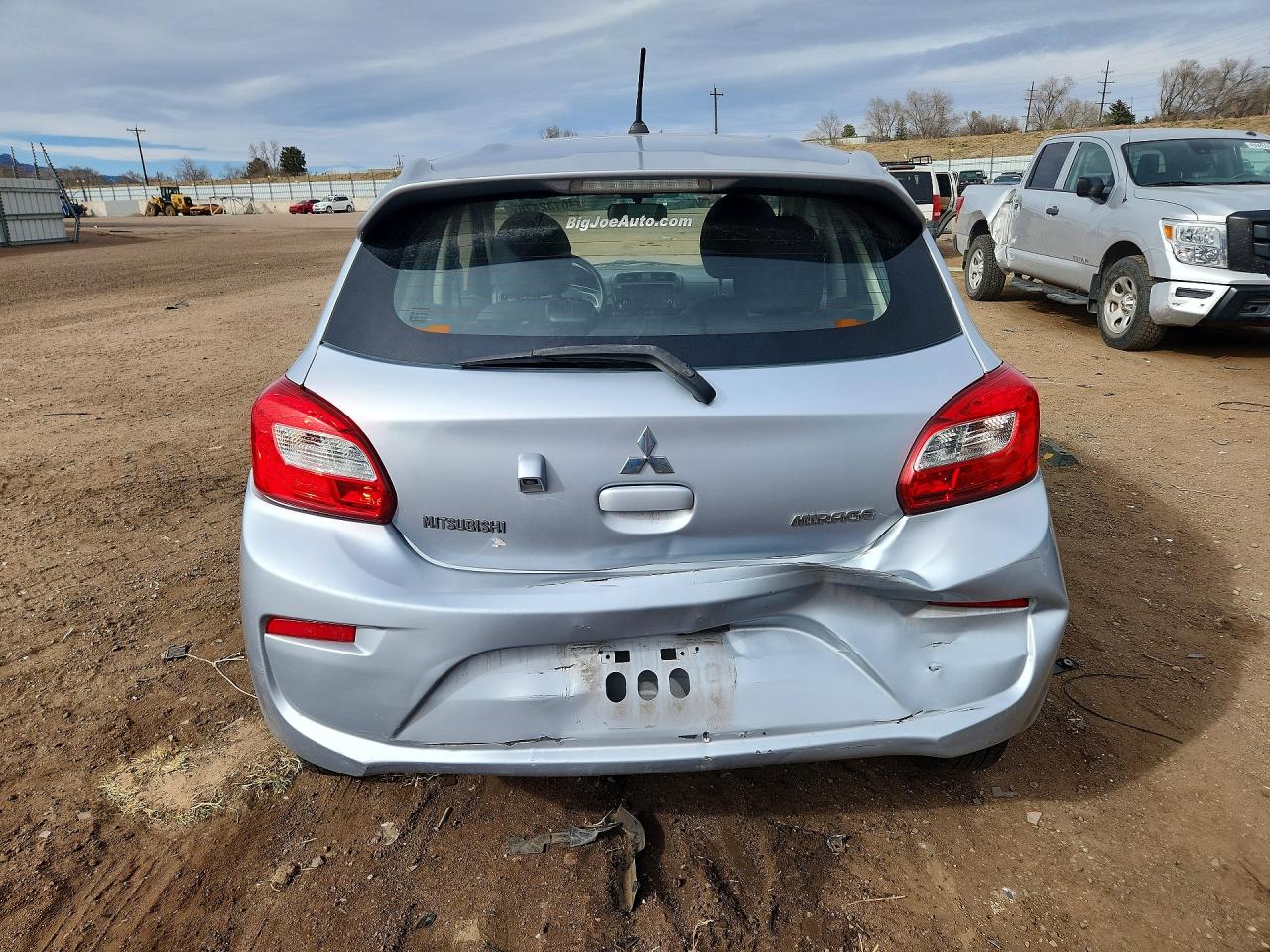 Mitsubishi Mirage Es