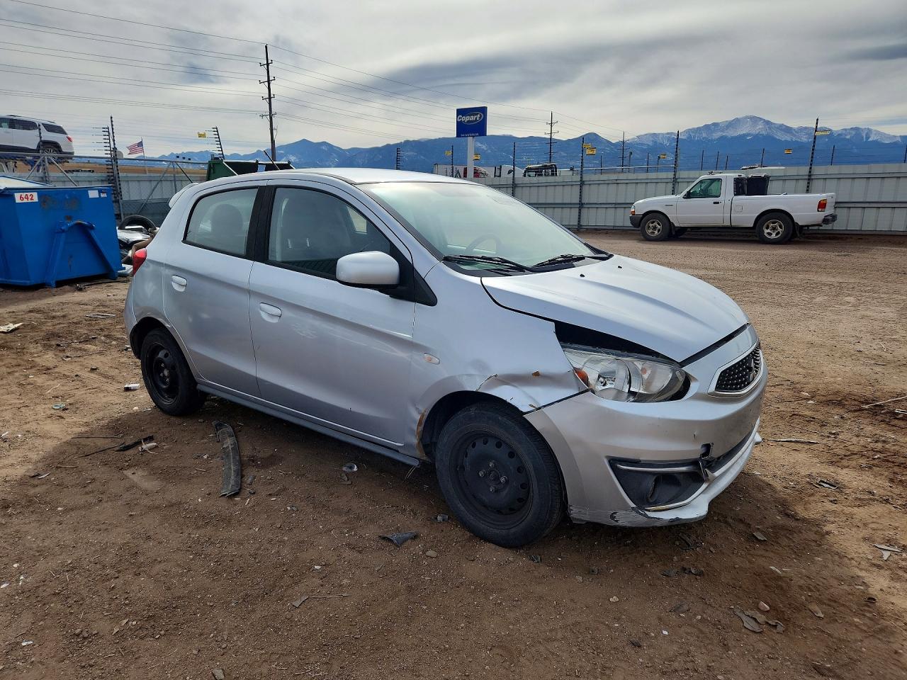 Mitsubishi Mirage Es