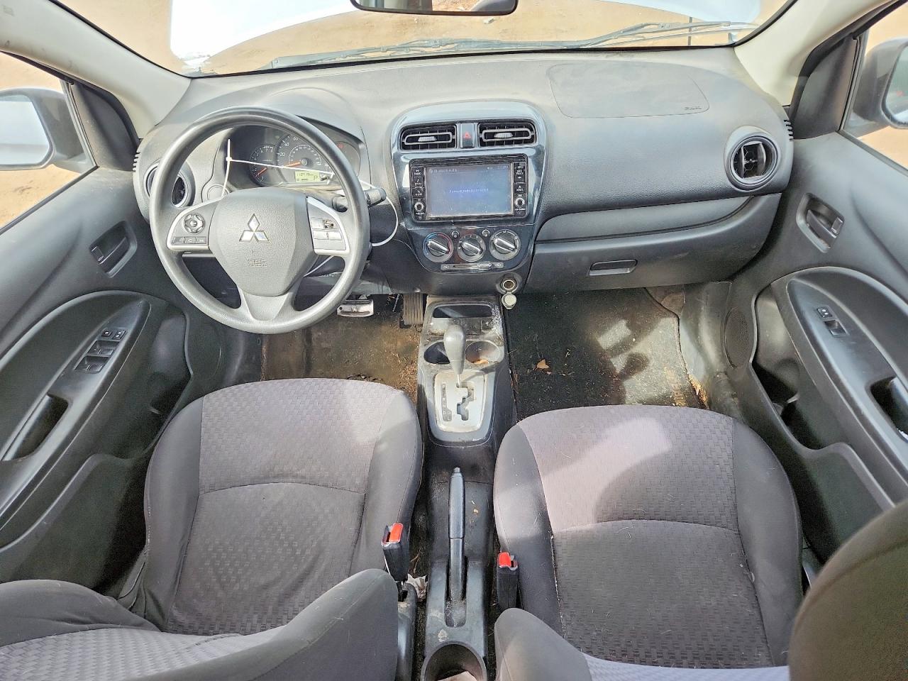 Mitsubishi Mirage Es