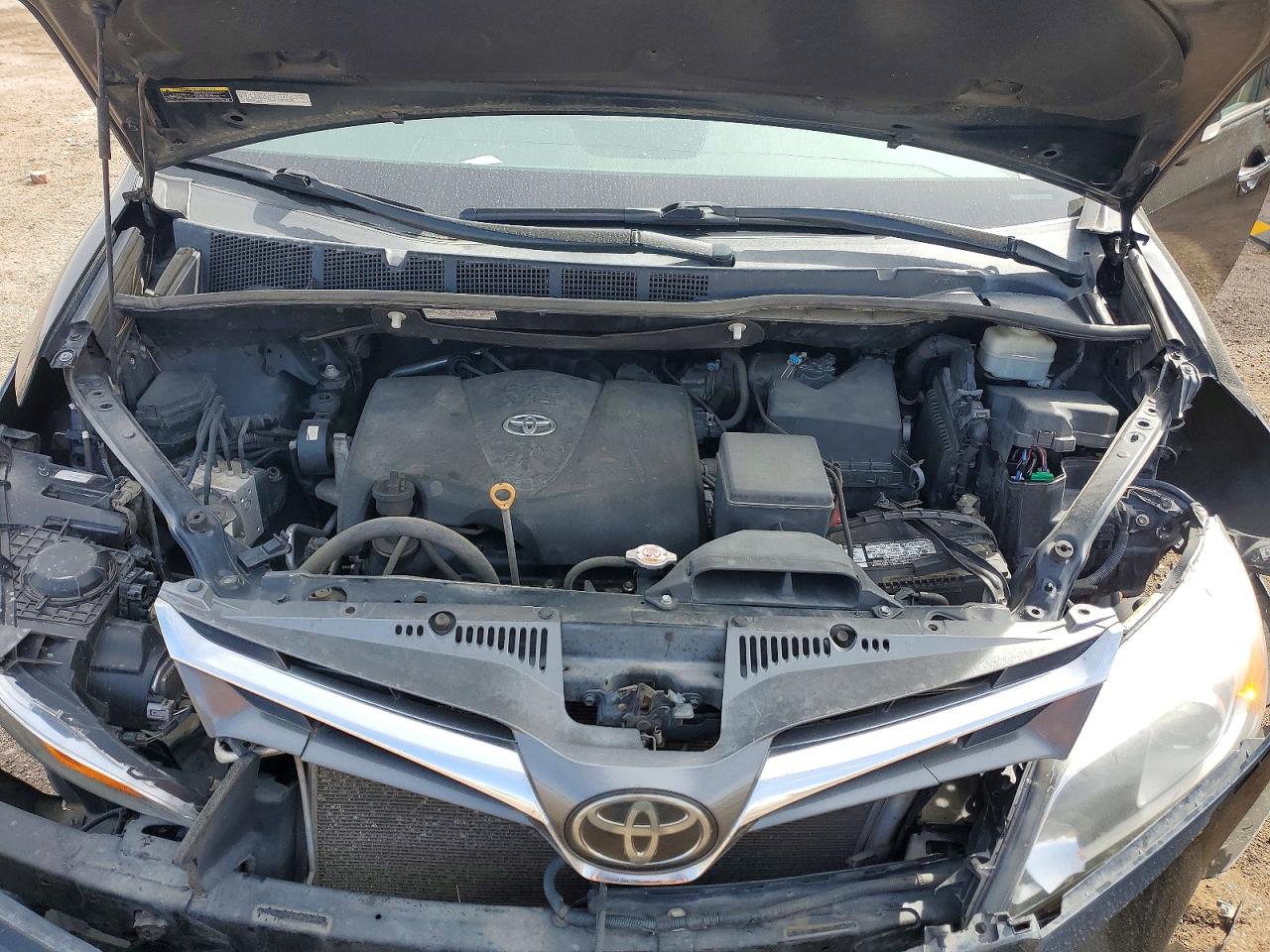 Toyota Sienna Limited Premium 7-passenger