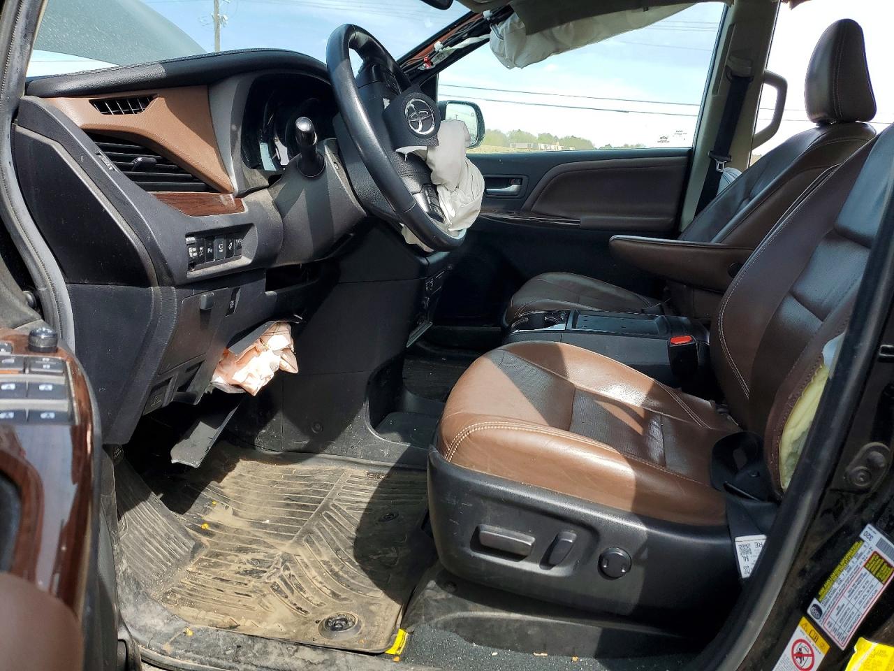 Toyota Sienna Limited Premium 7-passenger