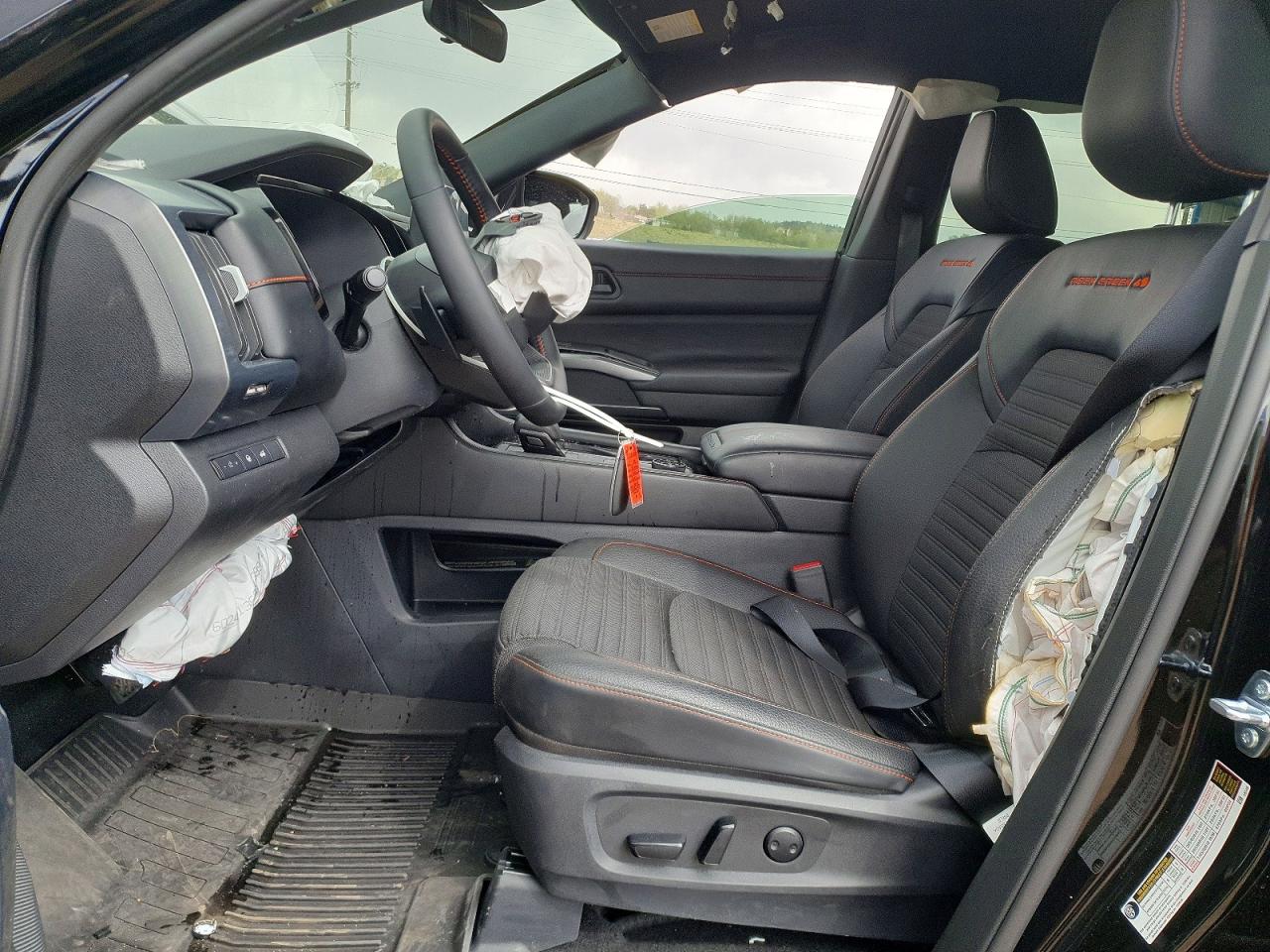 Nissan Pathfinder Sv