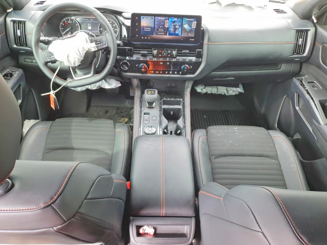 Nissan Pathfinder Sv