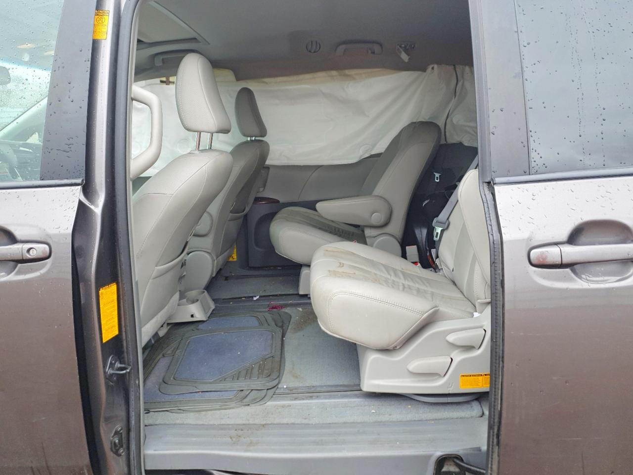 Toyota Sienna Xle 8-passenger
