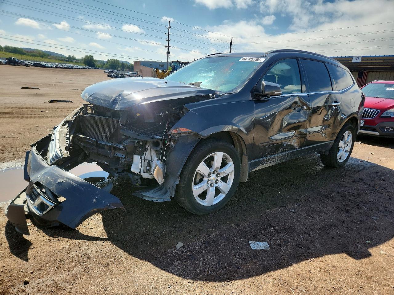 Salvage Chevrolet Traverse L Image